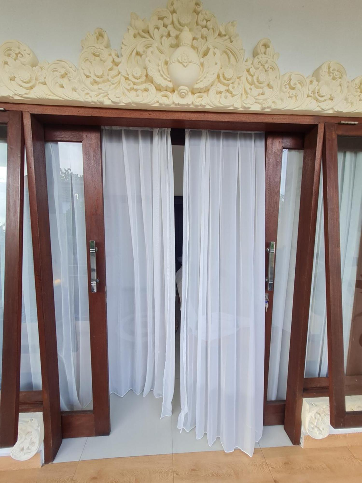 Central House Ubud  Bagian luar foto